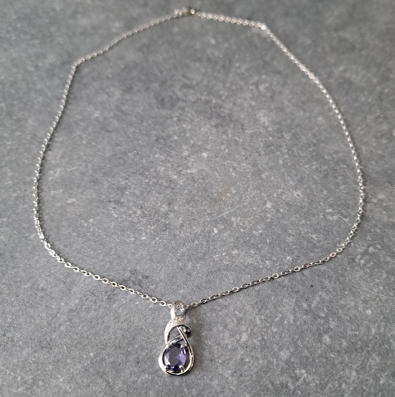 Ketten: Collier en argent avec pierre d'améthyste – Neu und originalverpackt aus St-Imier von supernova21 1