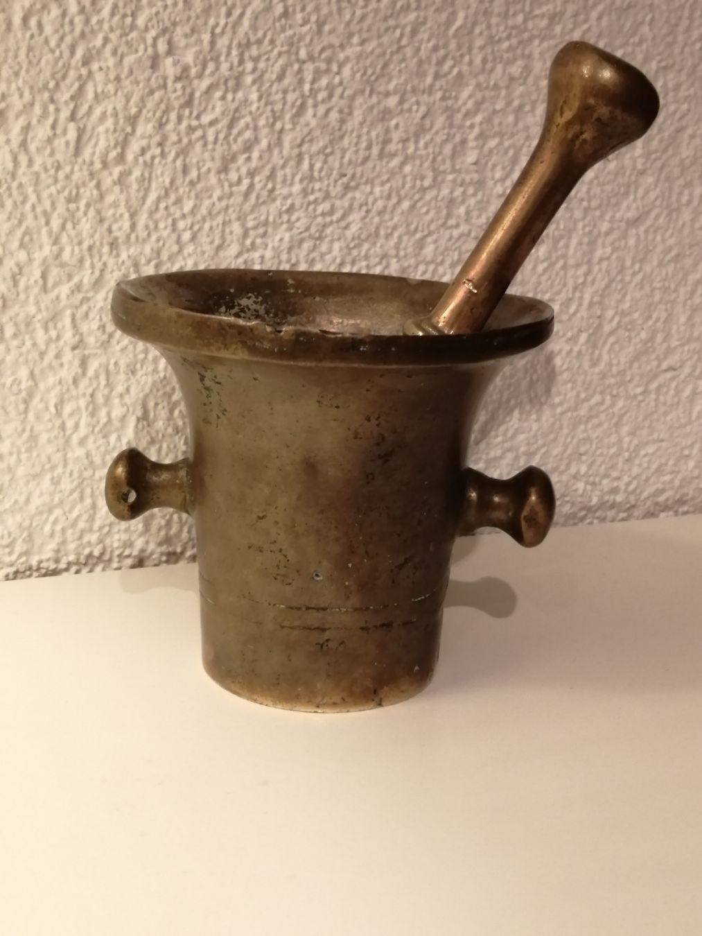 Altro per cucinare: Antiker grosser Mörser mit Pistill – Usato da Nunningen venduto da silvermoon68 3