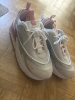 Nike Damen Turnschuhe Grösse 41 neuwertig