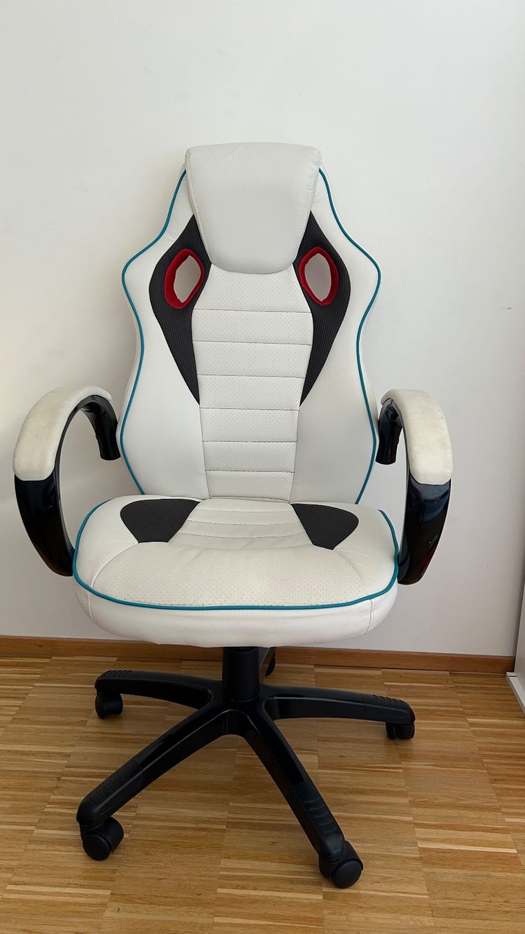 Conforama Sedie: Chaise gaming – Usato da Genève venduto da bravovb