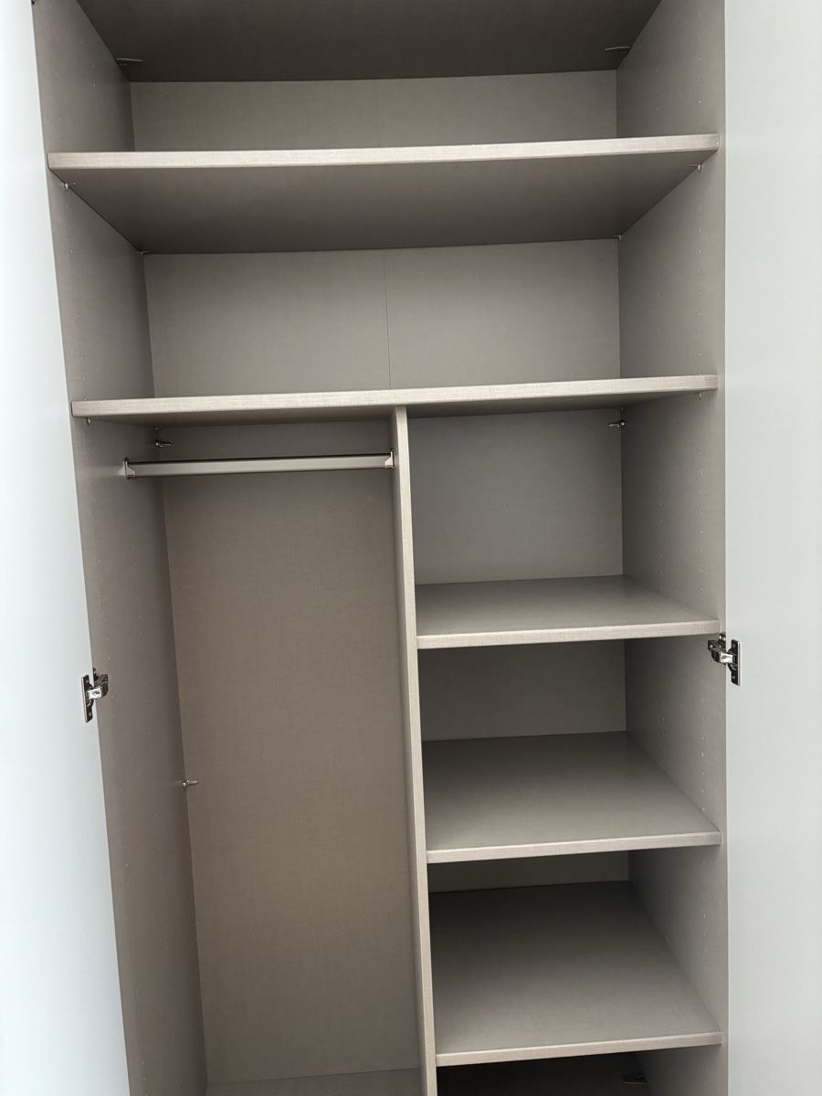 Armoires: Kleiderschrank – Neuf (Voir description) à Aadorf par mar_5527 4