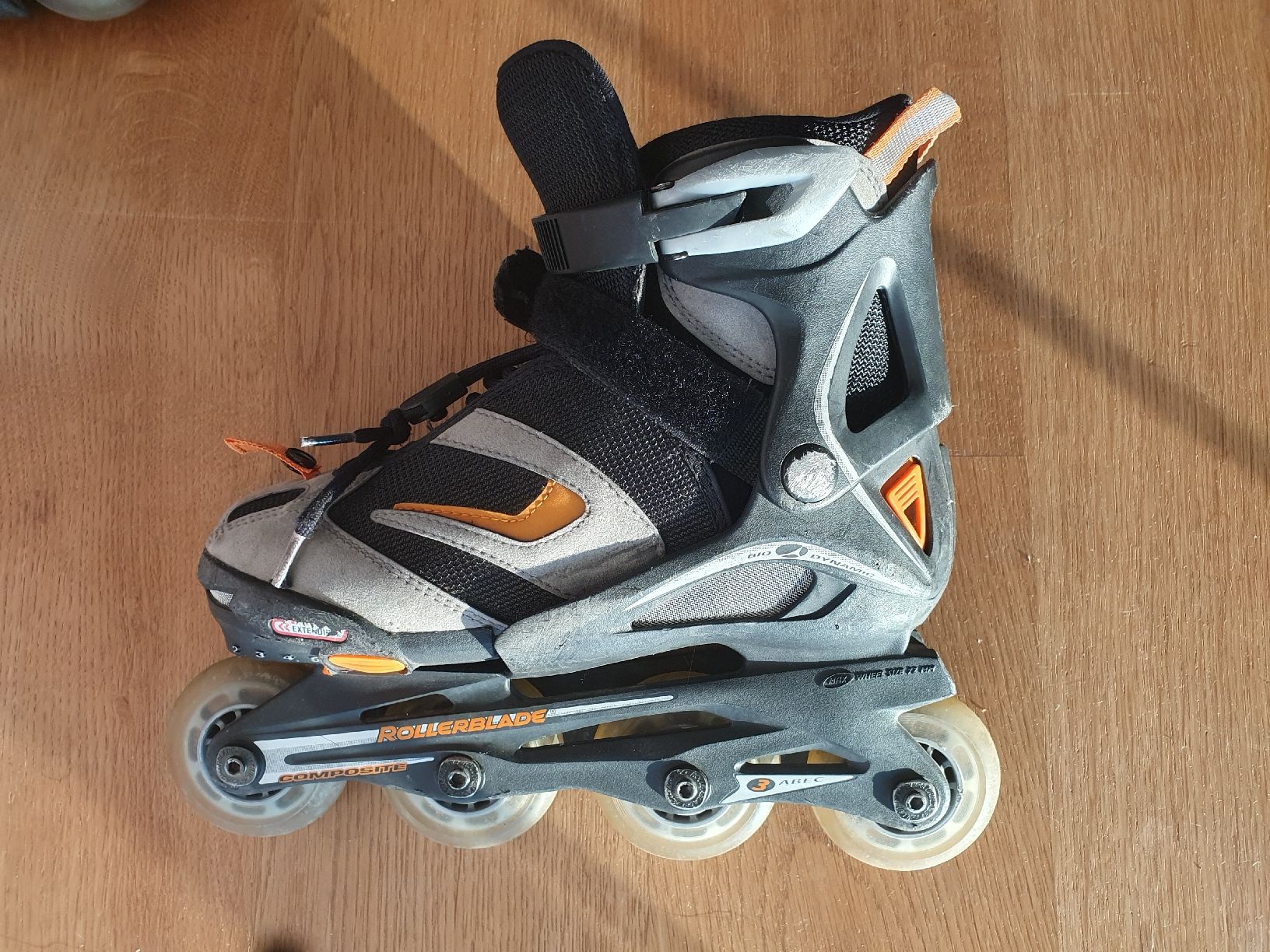 Pattini in linea & Pattini a rotelle: Rollerblade Microblade SL verstellbar Gr. 32-37 – Usato da Villars-sur-Glâne venduto da richardette 5