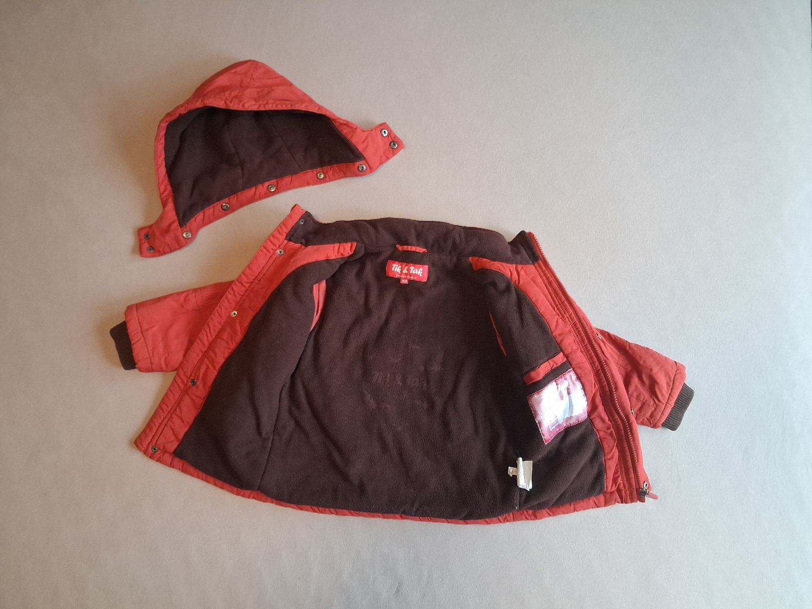 Vestes & Manteaux: Winterjacke Gr. 104 rot – D'occasion à Orvin par Mi-Re-22 1