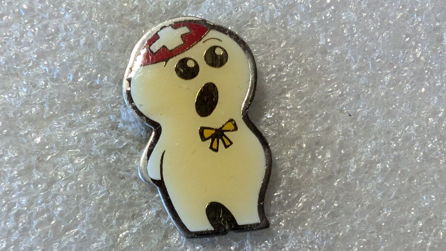 Placchette & Badge: Ansteckpin 220: Maga Bio – Usato da Oppligen venduto da Pin-Fall-Shop
