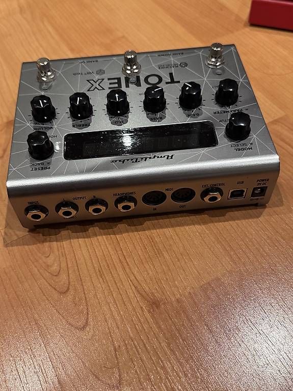 Musikinstrumente: ToneX - pedale multi effets  – Neu und originalverpackt aus Payerne von Eliona_11 2