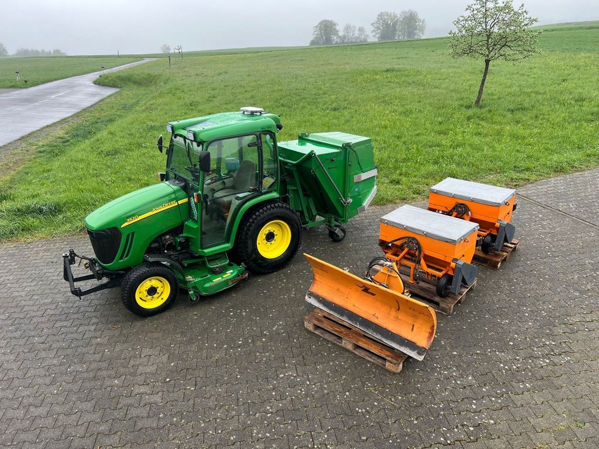John Deere Trattori: John Deere 3520 – Usato da Sarmenstorf venduto da Dani241280 2