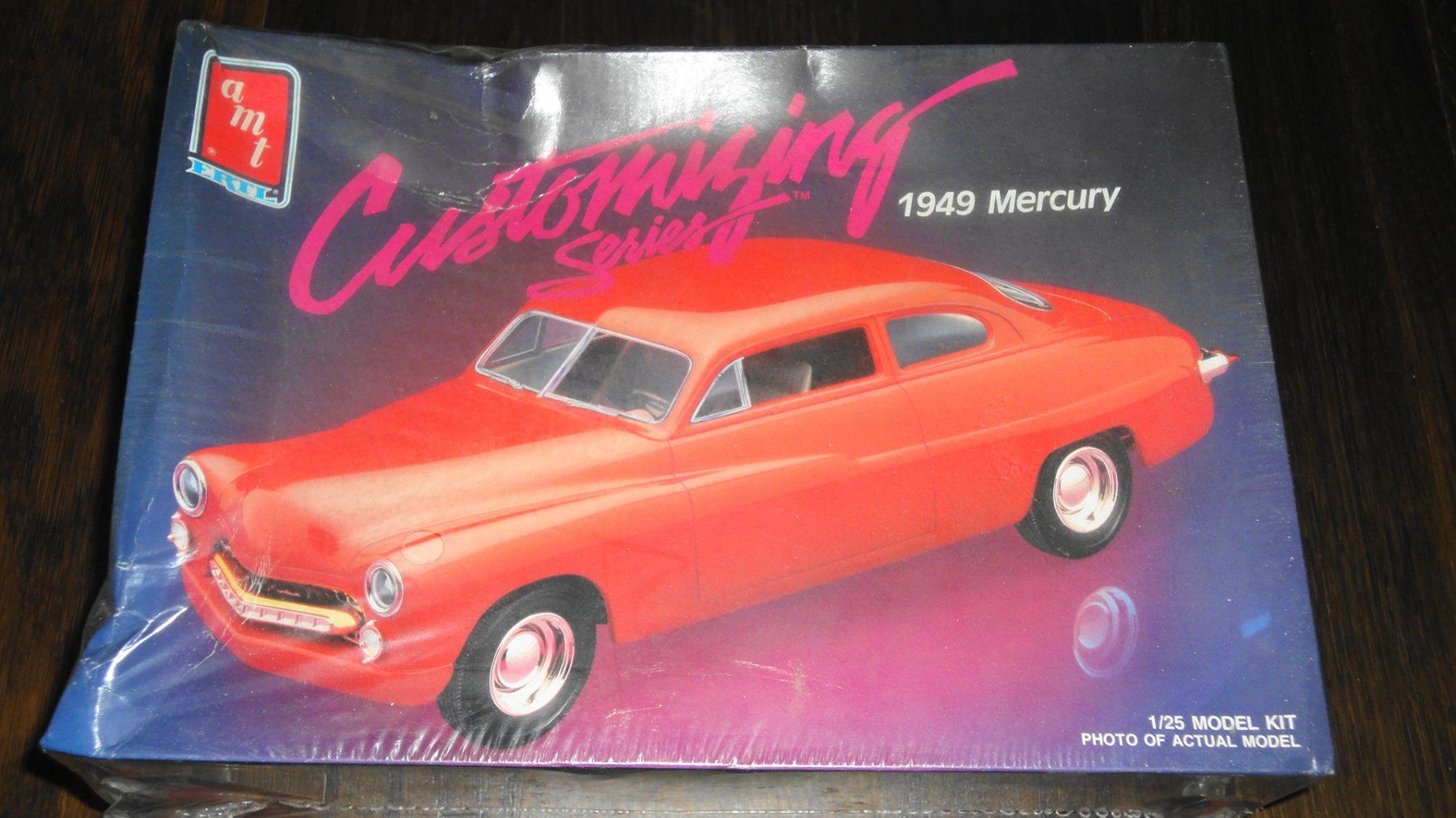 AMT/ERTL Modellini d'auto: AMT CUSTOMIZING SERIES 1949 MERCURY 1:25 – Nuovo e nell'imballaggio originale da Frümsen venduto da Malibu69