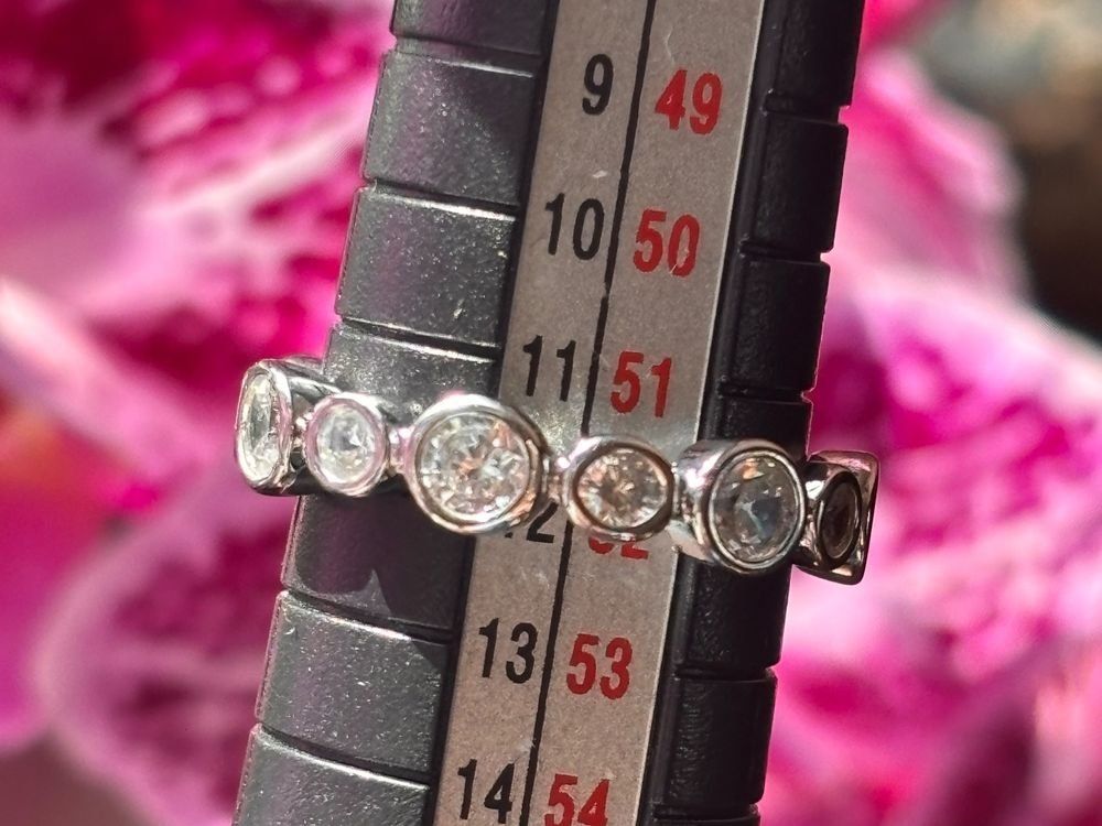 Anelli: Bague argentée zircons Ring Silber Zirkonia – Nuovo (secondo la descrizione) da Sutz venduto da Dalilea 1