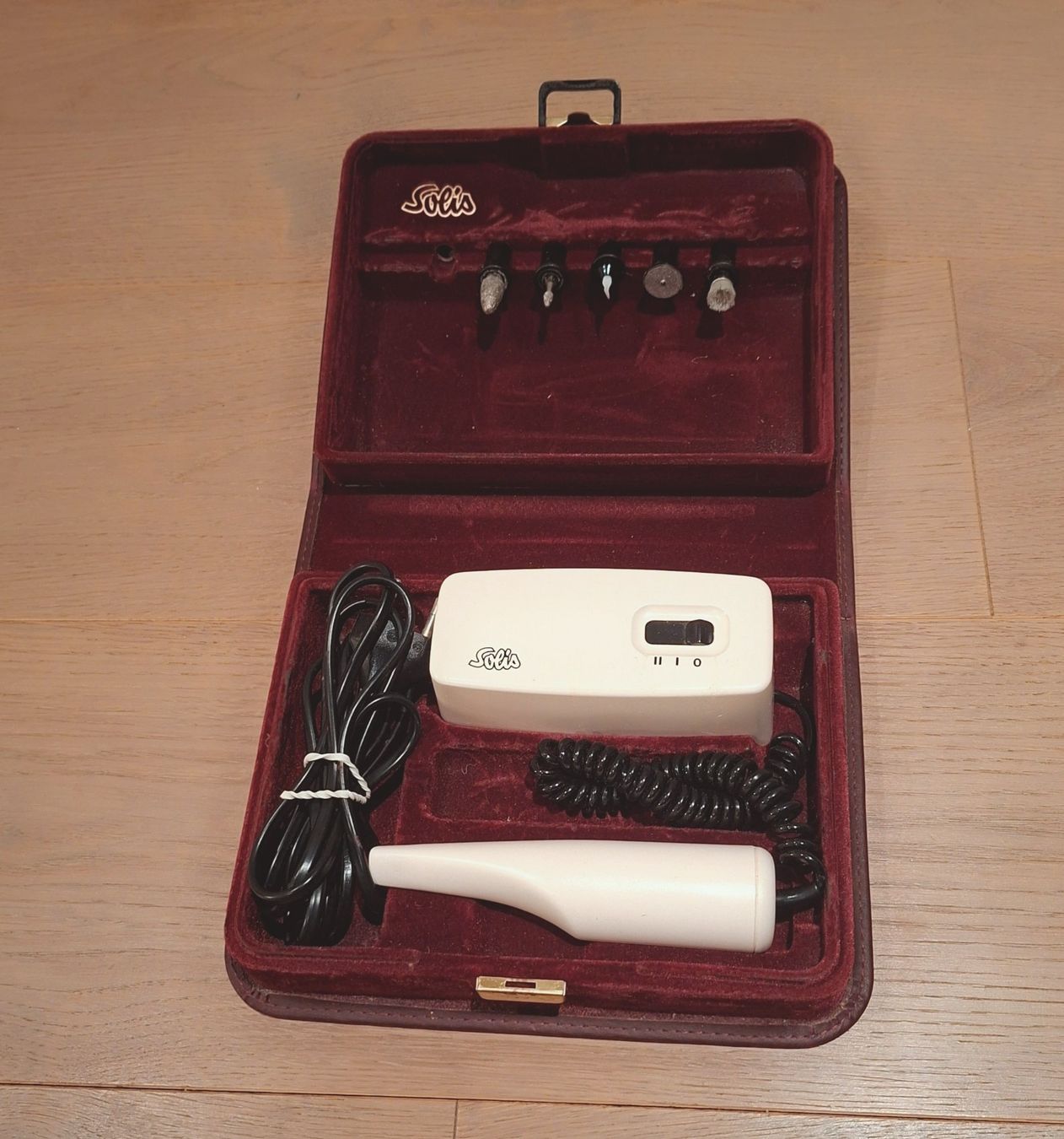 Maniküre: Solis, Manicure-Set – Gebraucht aus Emmenbrücke von thokasaluni