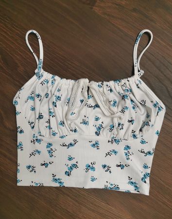 Crop Top mit Blumenmuster, Gr. XS neu