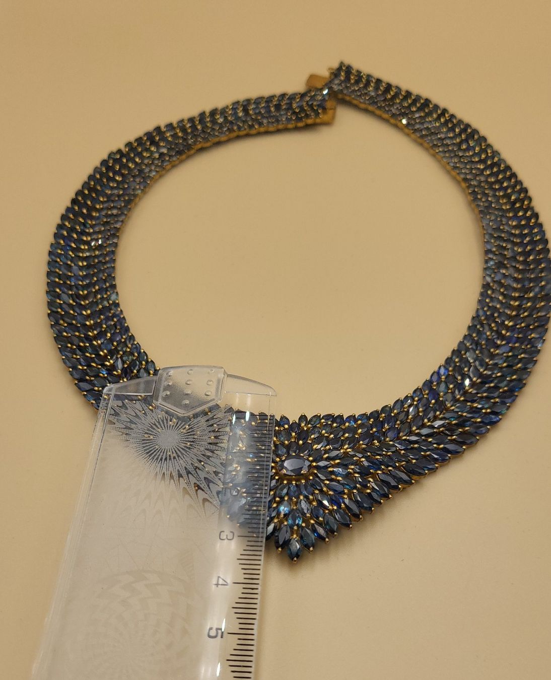 Catenine: Goldige Elegante Collier Mit Saphire – Usato da Wald ZH venduto da SwissPawnshop 5