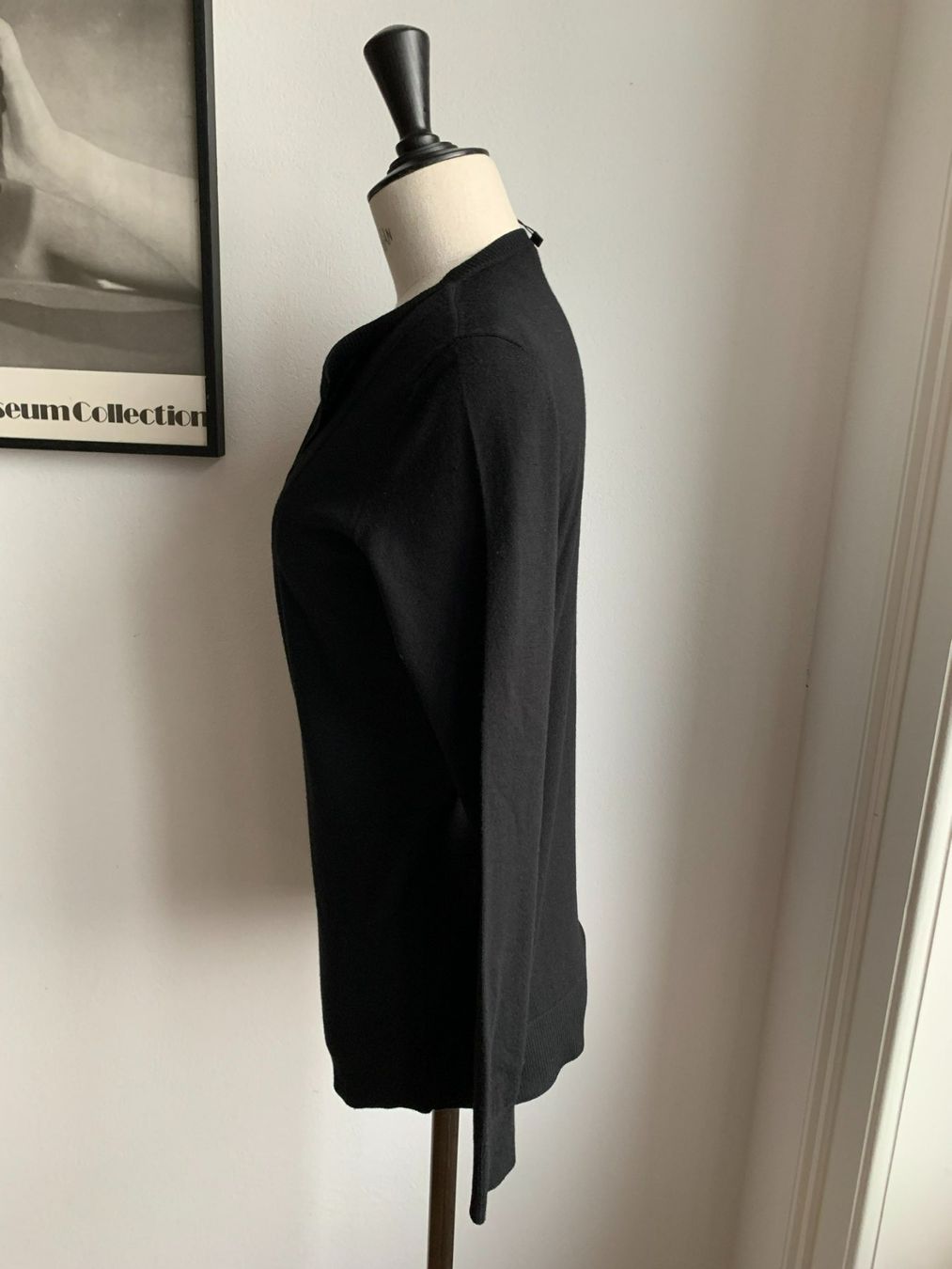 Akris Maglioni & Felpe: AKRIS: Edler schwarzer Woll-Pullover, NP 530.00 – Nuovo (secondo la descrizione) da Luzern venduto da designluzern 3