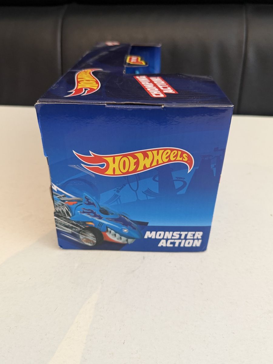Hot Wheels Modellini d'auto: Hot Wheels Sharkruiser Monster Action Véhicule NEW SEALED  – Nuovo (secondo la descrizione) da Genève venduto da sho_67qj 3