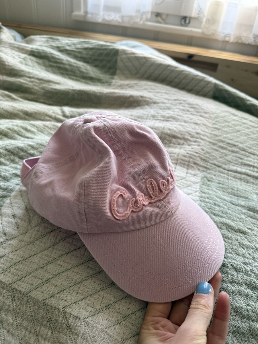 Hüte, Mützen & Caps: Pinke Hut – Gebraucht aus Walenstadt von nad_dm9g