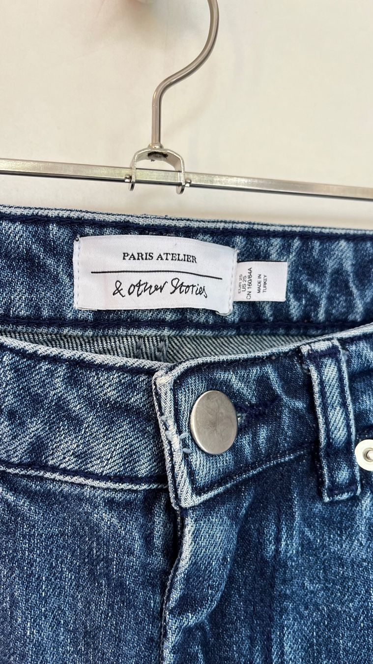 Other Stories Jeans: Straight Jeans &Other Stories – Gebraucht aus Küsnacht ZH von Floor1an 2