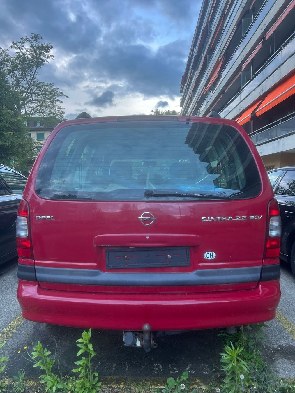 Opel Automobili: Opel Sintra 2.2 16V – Usato da Yverdon-les-Bains venduto da bra_8m6r 2
