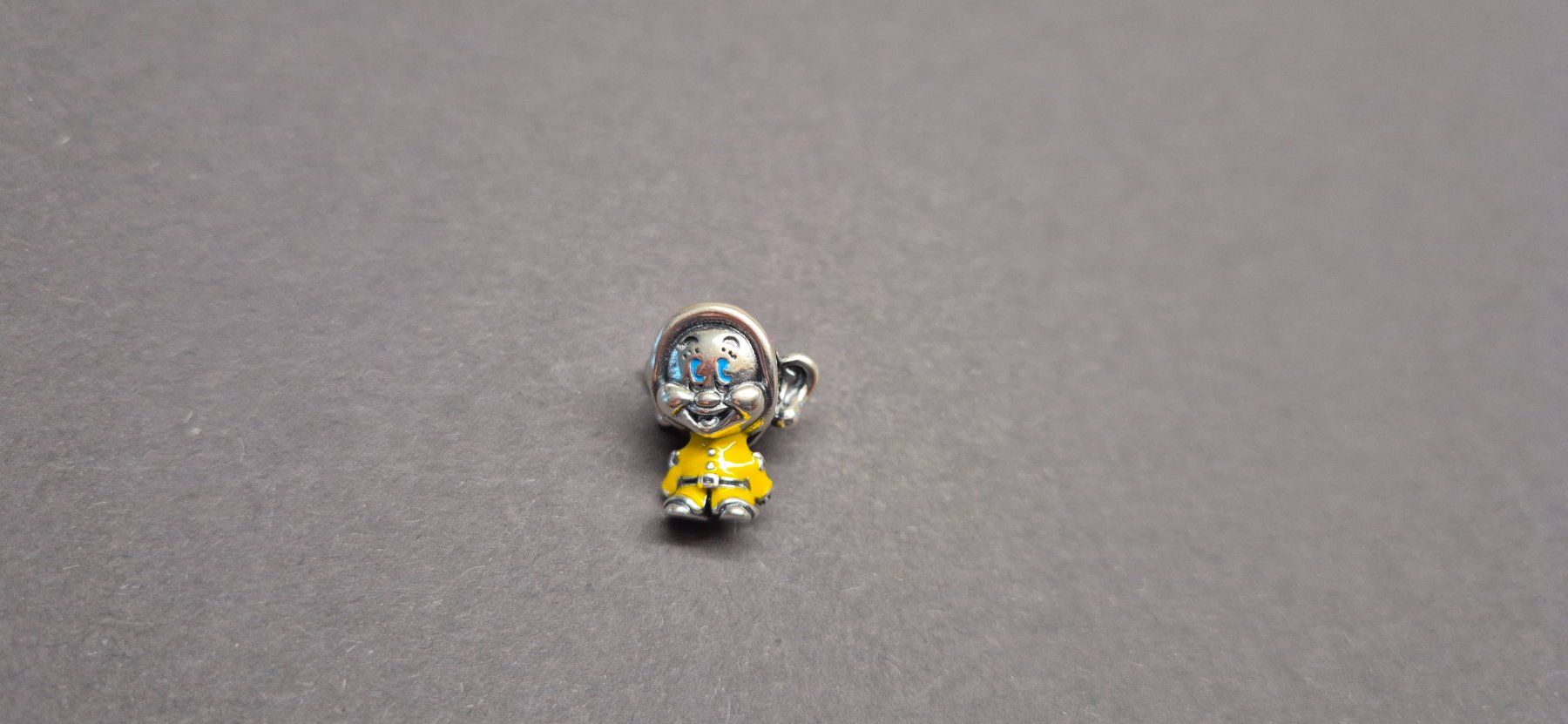 Anhänger: Silber Charm 7 Zwerge Bubi +Garantie – Neu (gemäss Beschreibung) aus Rotkreuz von Carbone_Bijou-Shop