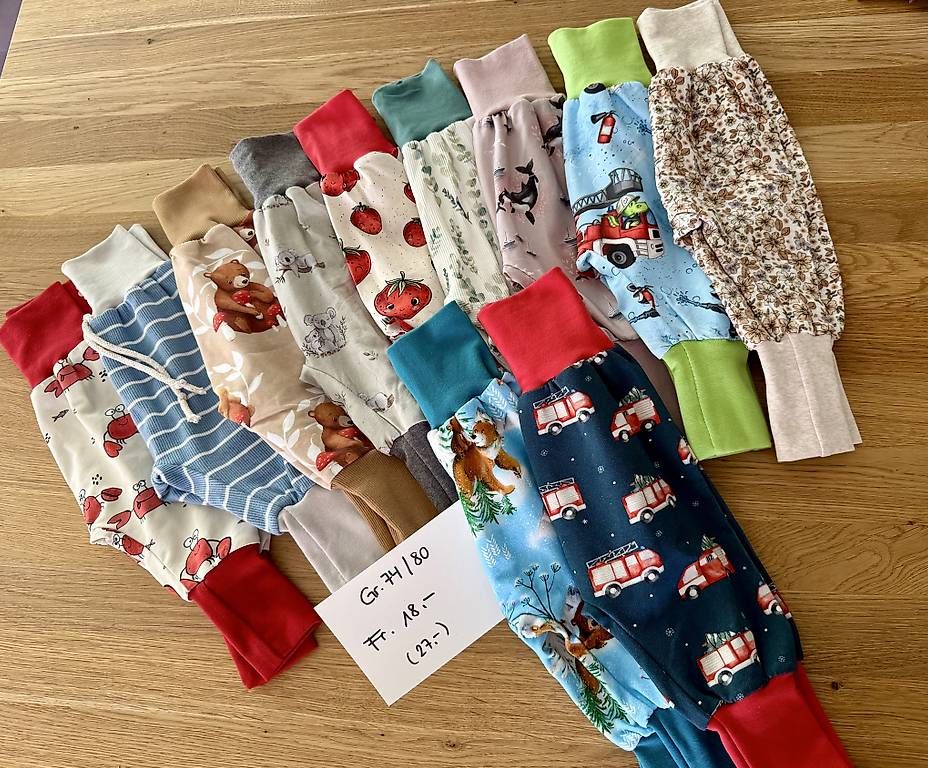 Pantaloni: Handgemachte Pumphosen – Nuovo e nell'imballaggio originale da Gwatt (Thun) venduto da Bennae 1