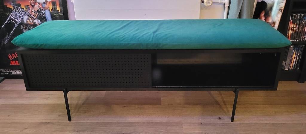 Mobili TV: Sideboard / Fernsehmöbel /Sitzbank – Usato da Emmen venduto da Boeneler