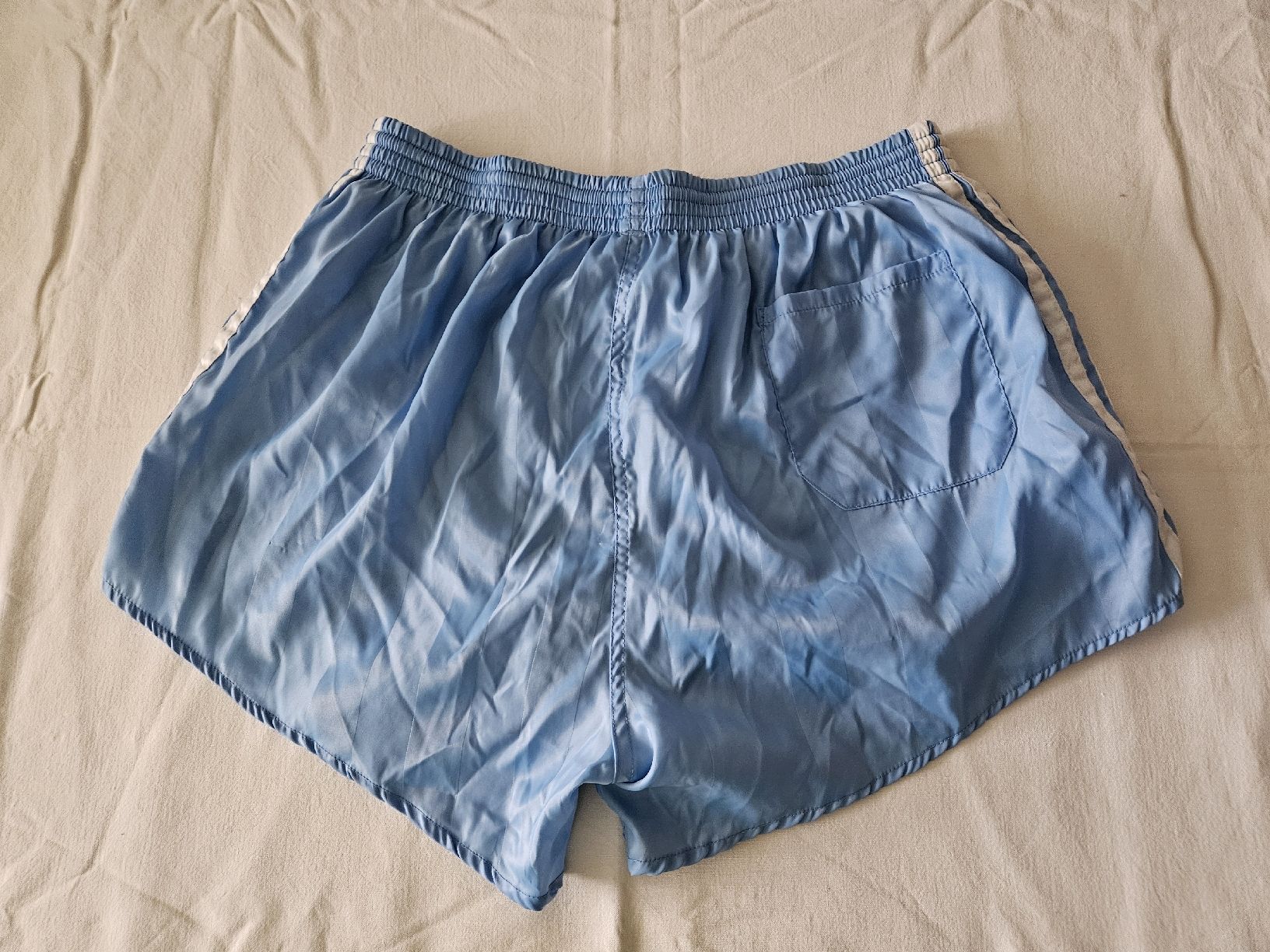 Adidas Hosen: Vintage Adidas Nylon 80s Shorts – Gebraucht aus Ettingen von  1