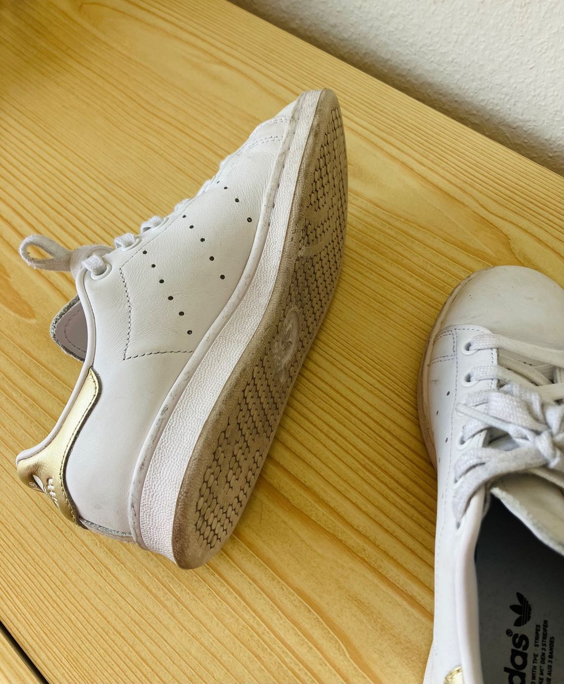 Adidas Scarpe da donna: Baskets Stan Smith femme 36 2/3 – Usato da La Chaux-de-Fonds venduto da ric_js22 2