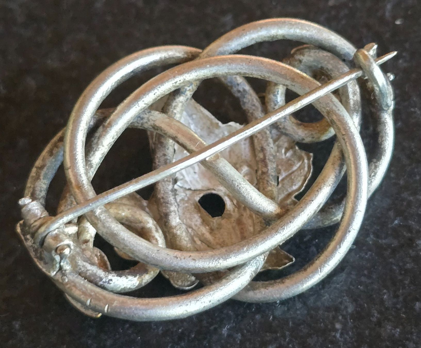 Broches & Aiguilles: Brosche Eichel und Eichenblatt antiker Schmuck – D'occasion à Duebendorf par Dguguseli 1