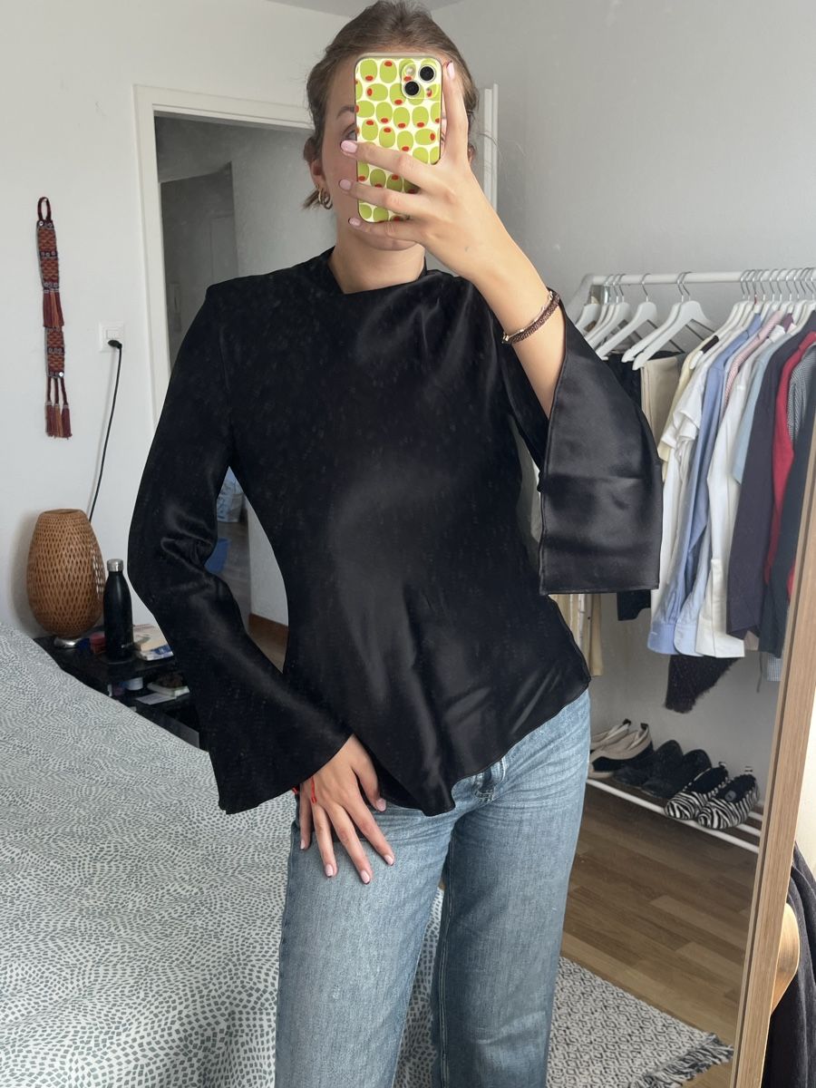 Zara Camicette: Zara satin blouse – Usato da Vezia venduto da chi_byp8