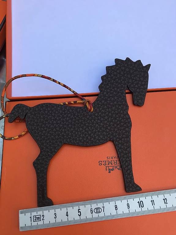 Tutte le decorazioni: Hermes bag charm pferd – Usato da Riehen venduto da lana81