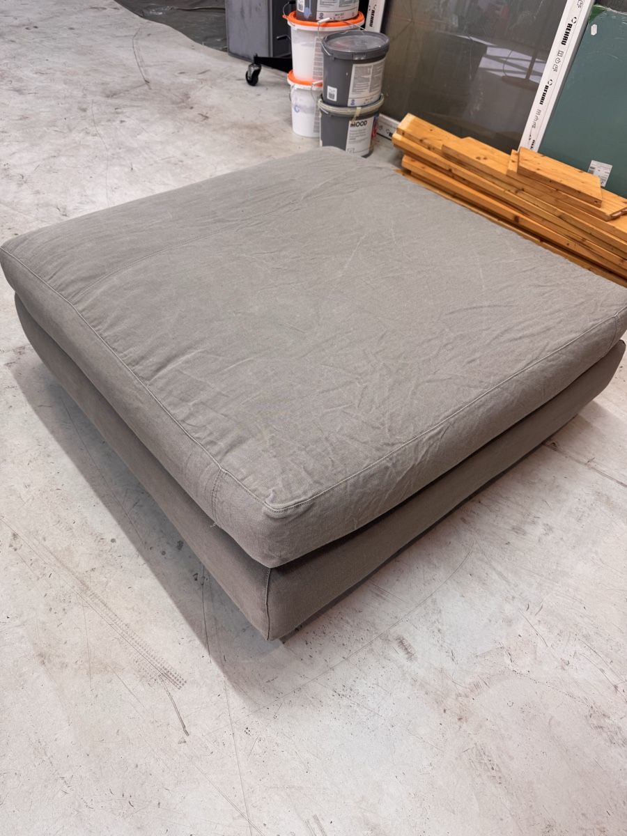 Moroso Sgabelli: Moroso sofa pouf garten möbel hocker – Usato da Künten venduto da tot_bw26