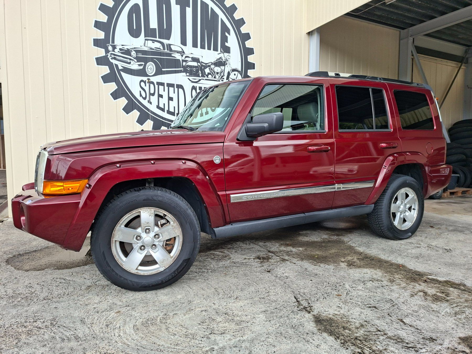 Jeep Automobili: Jeep Commander 4.7 – Usato da Oberbalm venduto da Turbokawa810