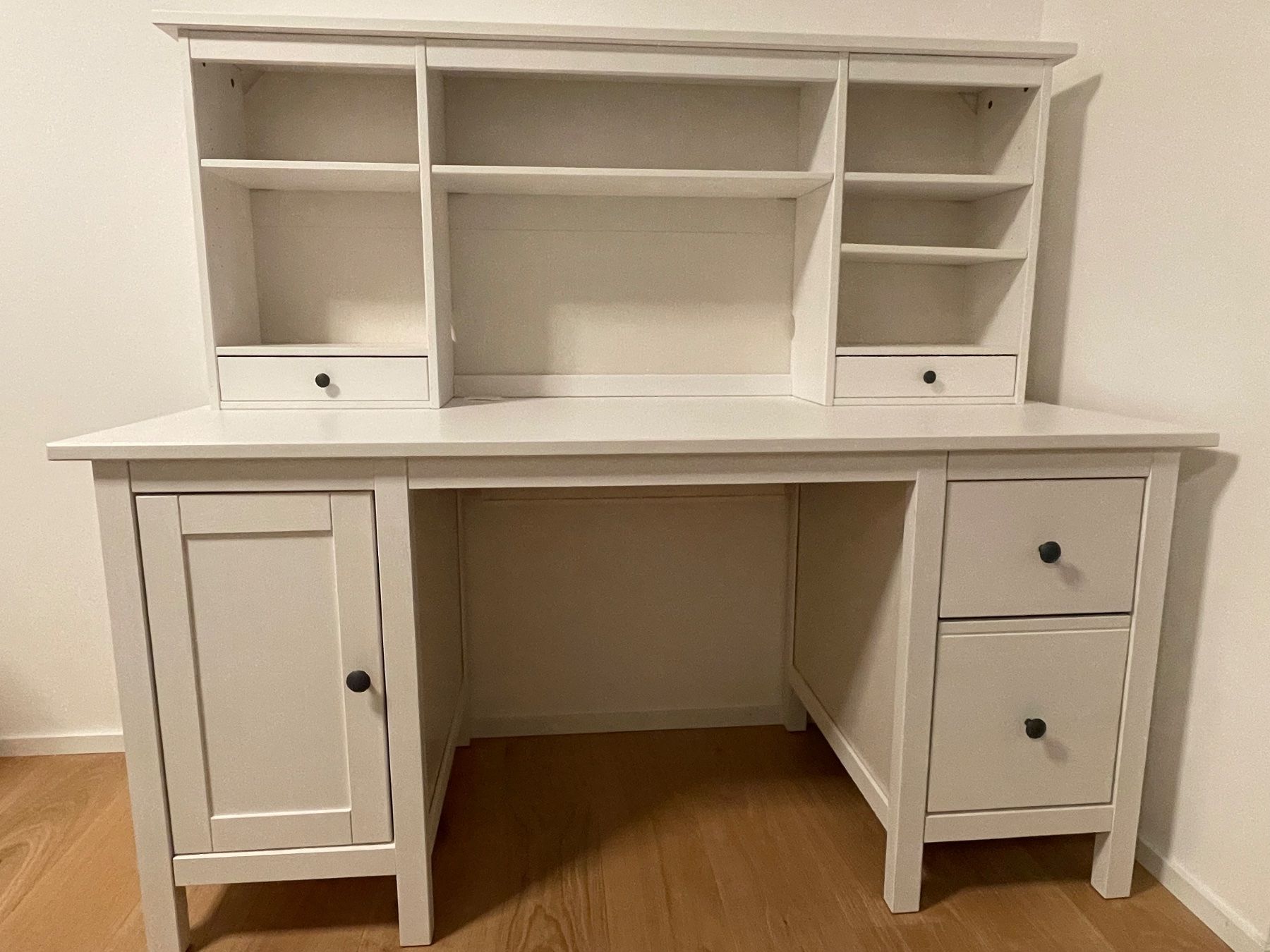Ikea Schreibtische: Schreibtisch – Gebraucht aus Goldach von sch_v288
