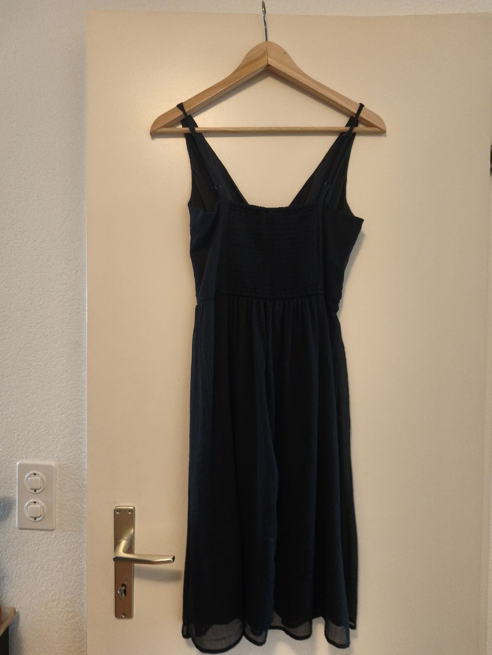 Vero Moda Vestiti: schwarzes Vera Moda Kleid Grösse S – Usato da Untersiggenthal venduto da iknisleh 2