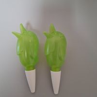 2x Wasserspender für Zimmerpflanzen ca. 15 cm gross | neu
