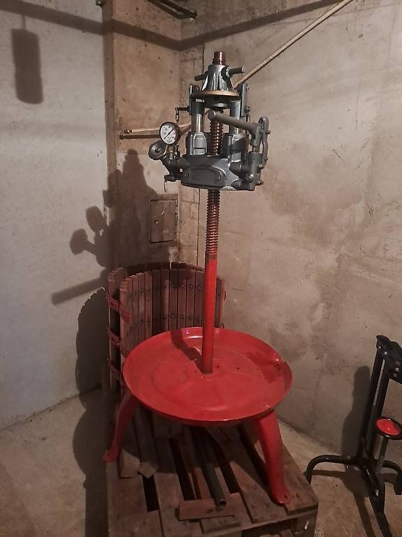 Vino: Tout pour faire son vin – Usato da Charmoille venduto da vin_lf9s 3