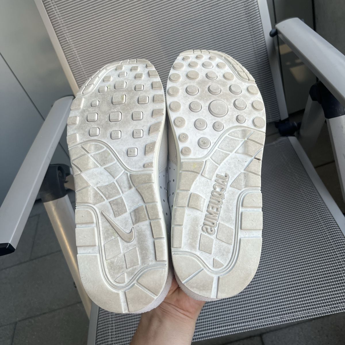 Nike Scarpe da uomo: Nike Air Max 1 x Jaquemus EU 44.5 – Usato da Winterthur venduto da LaBodega 8