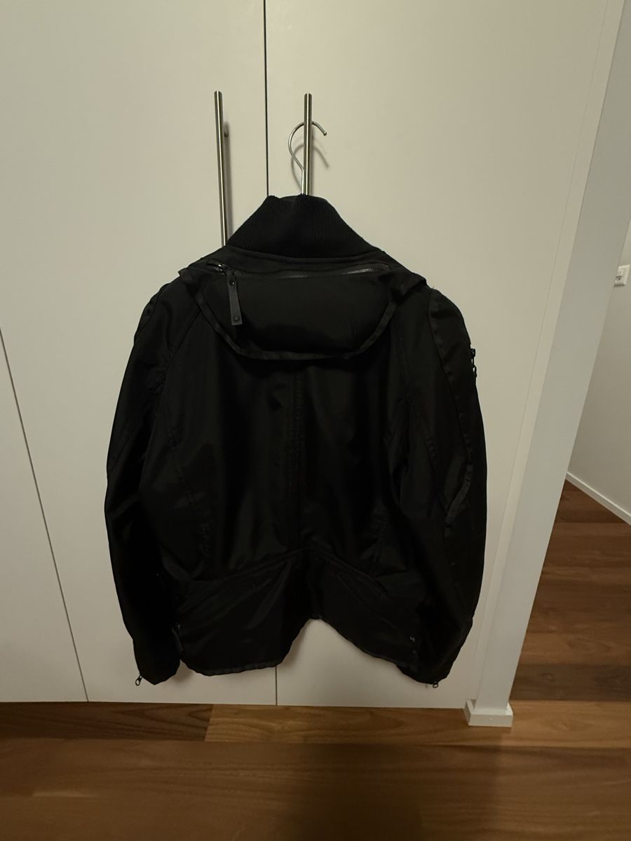 Issey Miyake Giacche: ISSEY MIYAKE MEN Jacke schwarz Grösse M – Usato da Bottmingen venduto da nil_qbq7 1