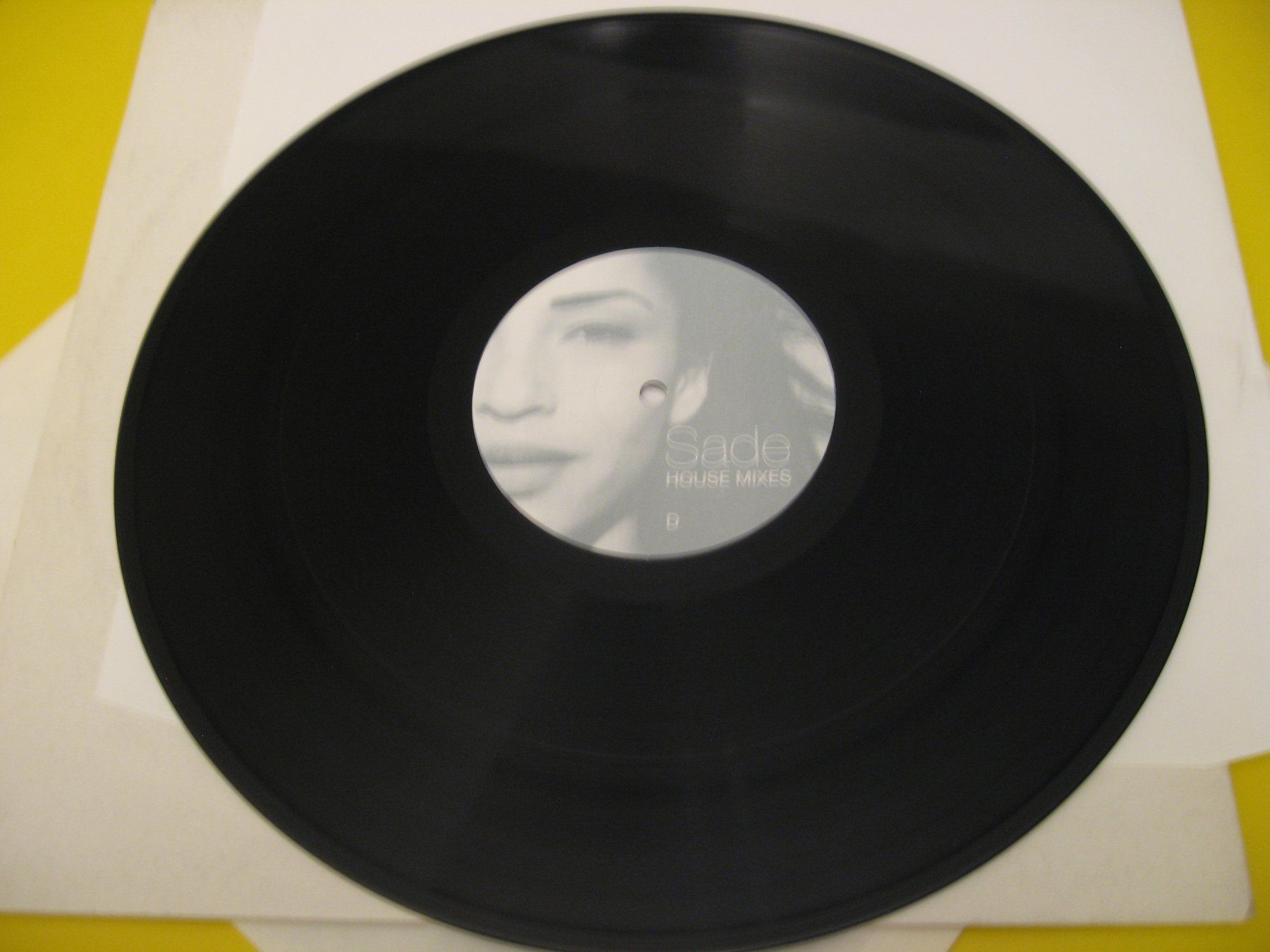 Schallplatten: Sade - 2002 - House Mixes (2*12") – Gebraucht aus Zürich von Hikikomori 3
