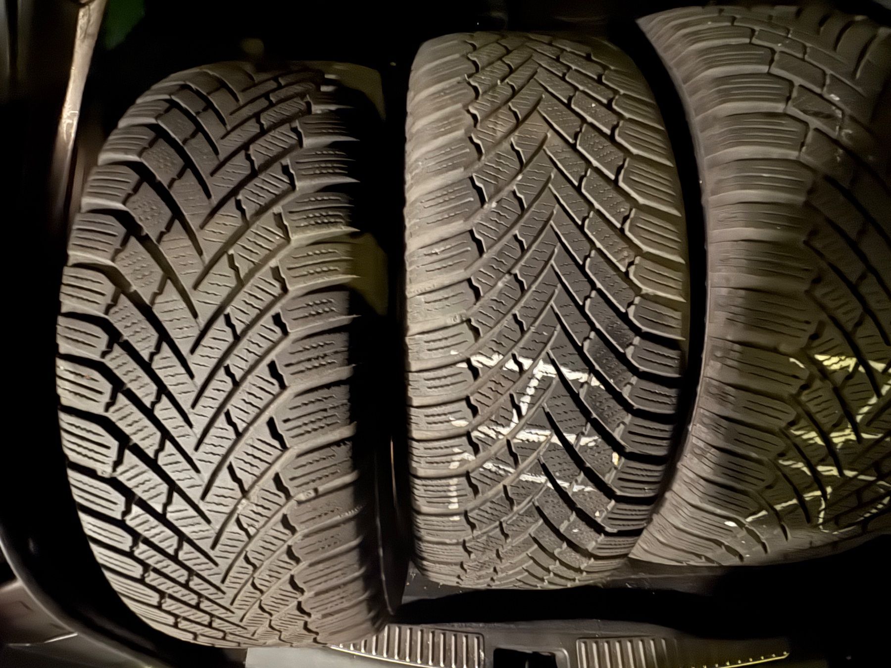 Continental Pneumatici & Ruote complete: 205/55R16 – Usato da Widen venduto da Dinero02 1