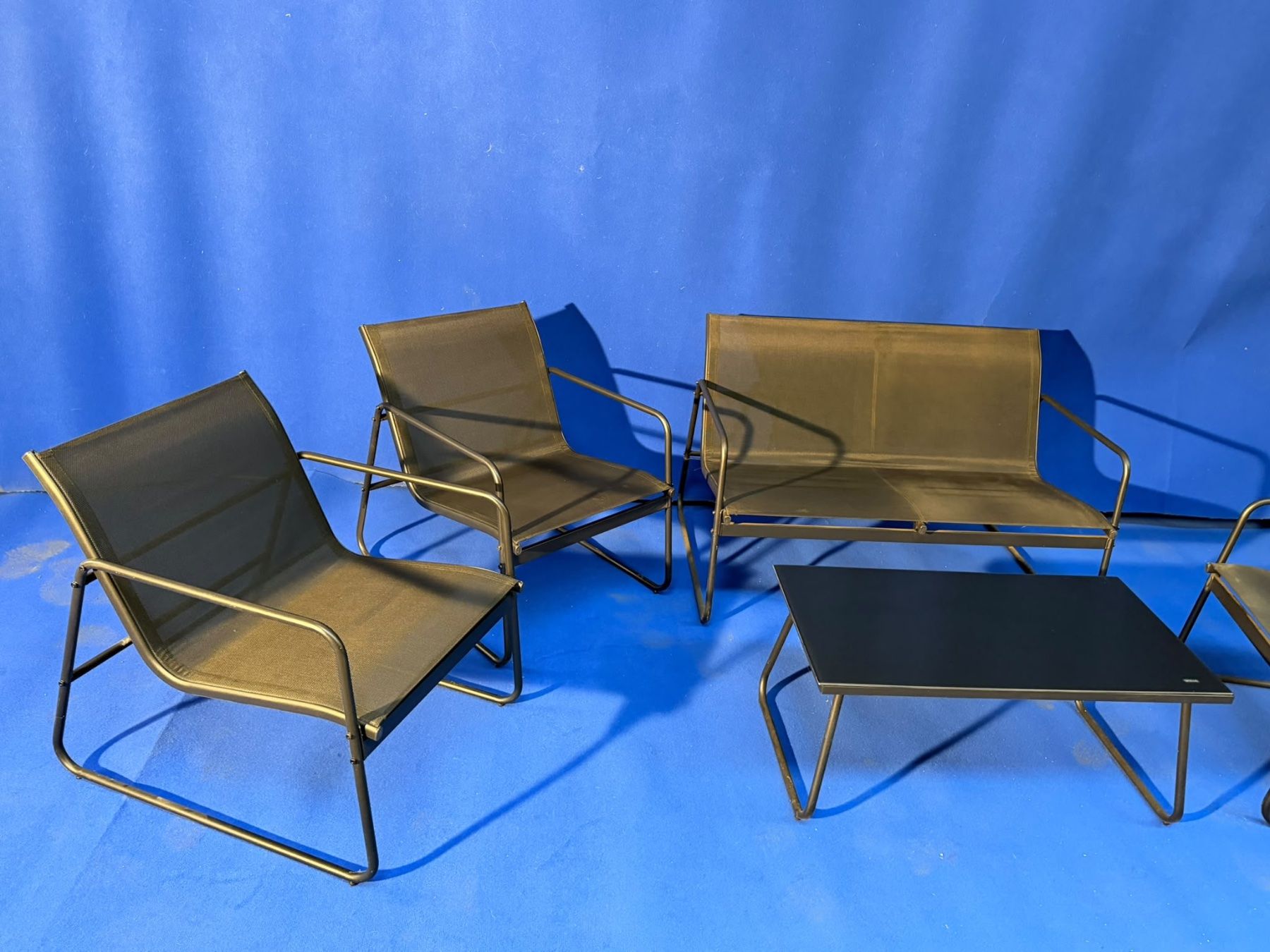 Sessel: Lounge Sessel mit Tisch – Gebraucht aus Birmenstorf AG von adr_zny2 4