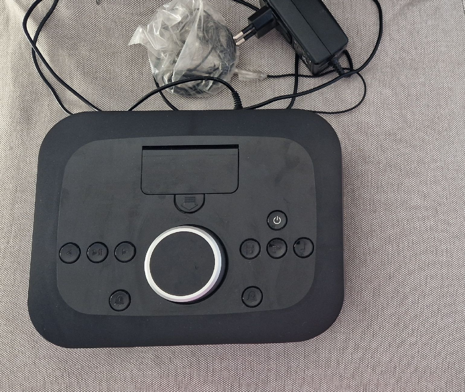 Logitech Radios: Logitech Clock Radio Dock S400i - Sveglia con Apple-Dock – Gebraucht aus Gordola von lul_g86d 2