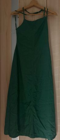 Robe verte longue bretelles dos nu taille S 