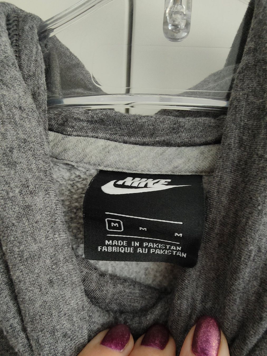 Nike Pullover & Sweatshirts: Nike Kapuzenpullover / Hoodie - Grösse M – Gebraucht aus Rickenbach b. Wil von VeryLovelyThings 4