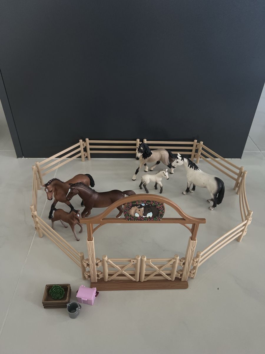 Schleich Spielzeuge: Schleichpferde  – Gebraucht aus Dietwil von sarn