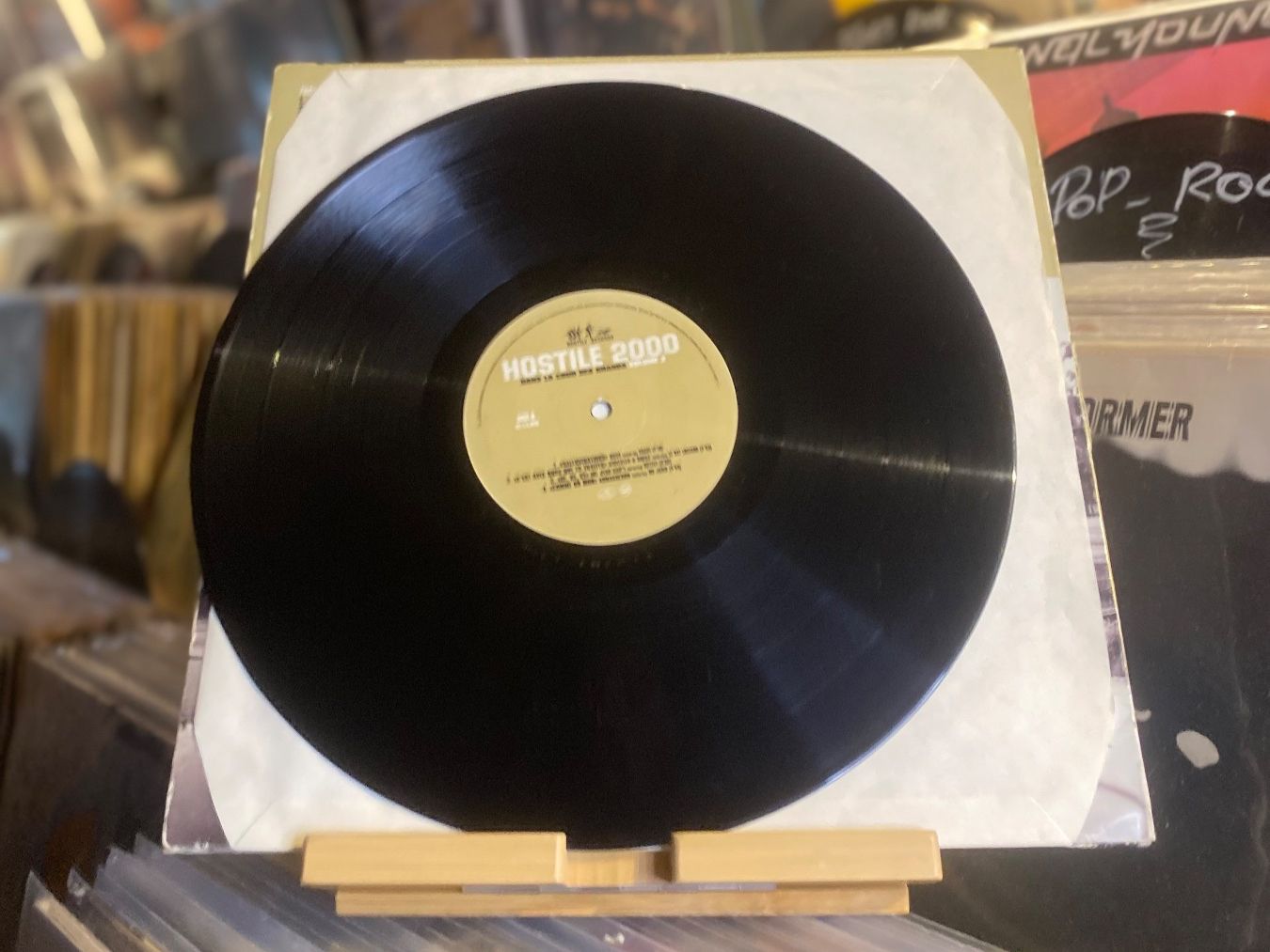 Dischi in vinile: HOSTILE 2000 - VOLUME 2...OG FR 2000...VG/VG...LP – Usato da Gals venduto da Diskopatshop 2