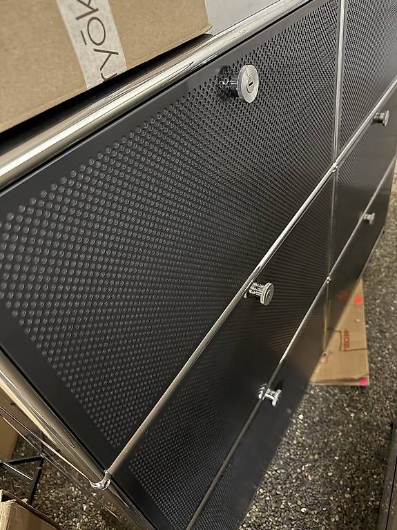 USM Cassettiere: USM Haller 6er Modul, alles Klappen, schwarz – Usato da Zürich venduto da bas_7ydw 1
