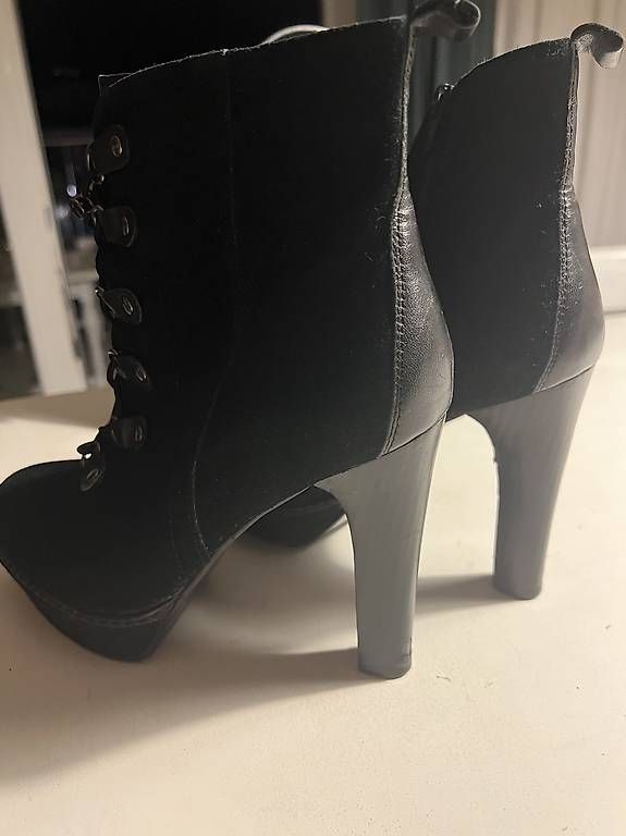 Scarpe da donna: stivali – Usato da Minusio venduto da www_6ybt 2