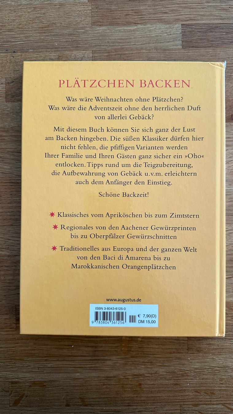 Libri: Buch - Plätzchen backen Klassiker & neue Varianten - Guetzli – Usato da Winterthur venduto da Secondhand-Family 1