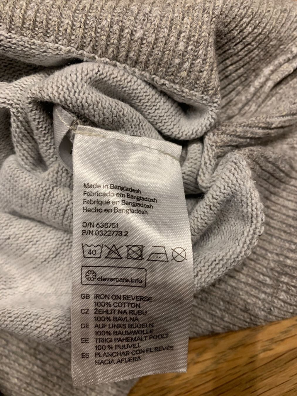 H&M Maglioni & Felpe: H&M Baumwolle Pullover Gr.122-128 – Usato da Oberdorf SO venduto da sa-na 3