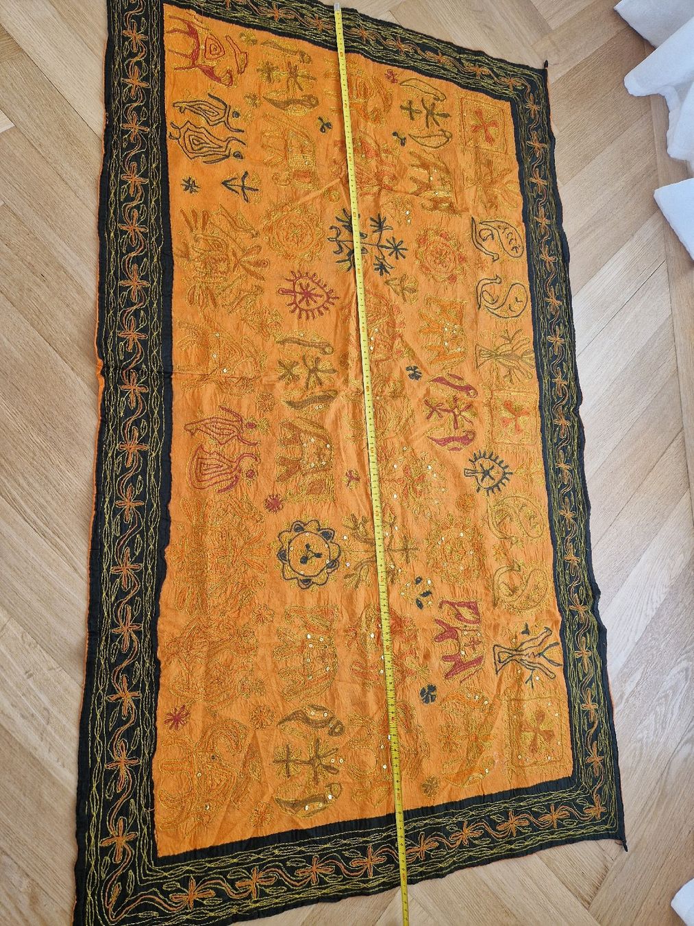 Altra biancheria da tavola: Tischläufer / Tischdecke Handbestickt – Usato da Küsnacht ZH venduto da 2011_ 4