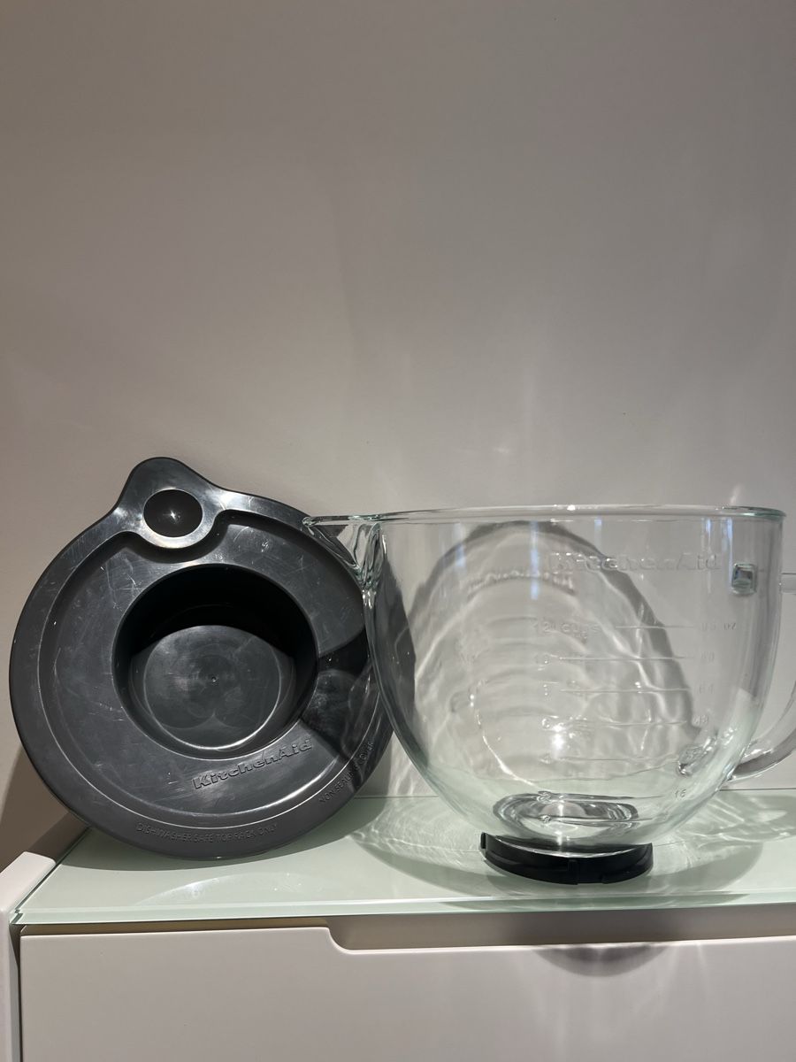 Kitchenaid Ciotole: Kitchenaid Glasschüssel mit Deckel – Nuovo (secondo la descrizione) da Muhen venduto da Mloulou